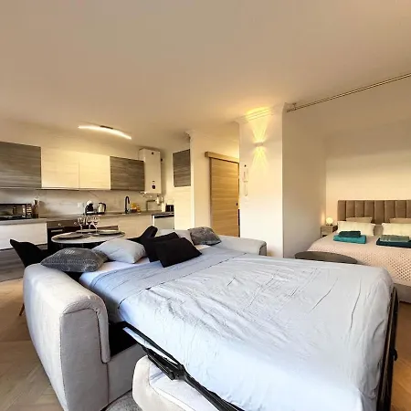 Renove Climatise 4 Voyageurs Appartement Menton