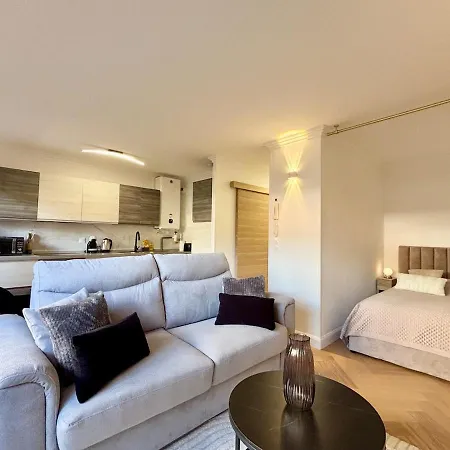 Renove Climatise 4 Voyageurs *